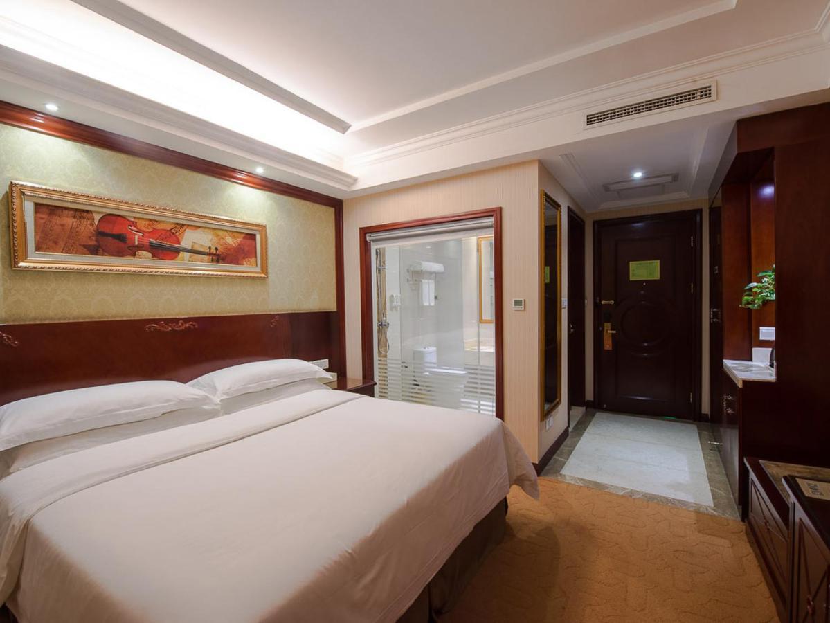 Vienna Hongqiao Airport Center Hotel Shanghai